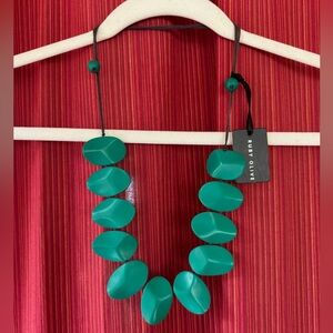 RUBY OLIVE NWT Teal Statement Bead Necklace Adjustable